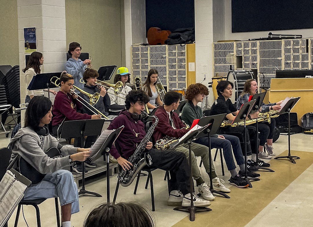 Members of jazz ensemble practice during a-block, Monday, April 8.