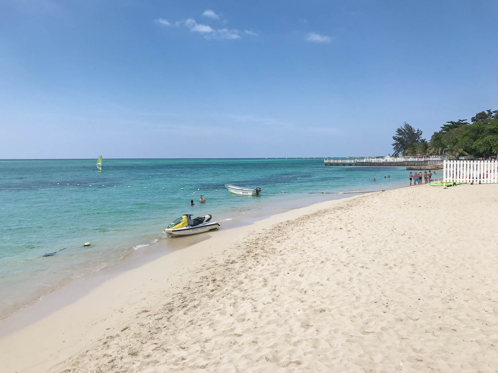 Best Beaches in Jamaica Doctors Cave Beach