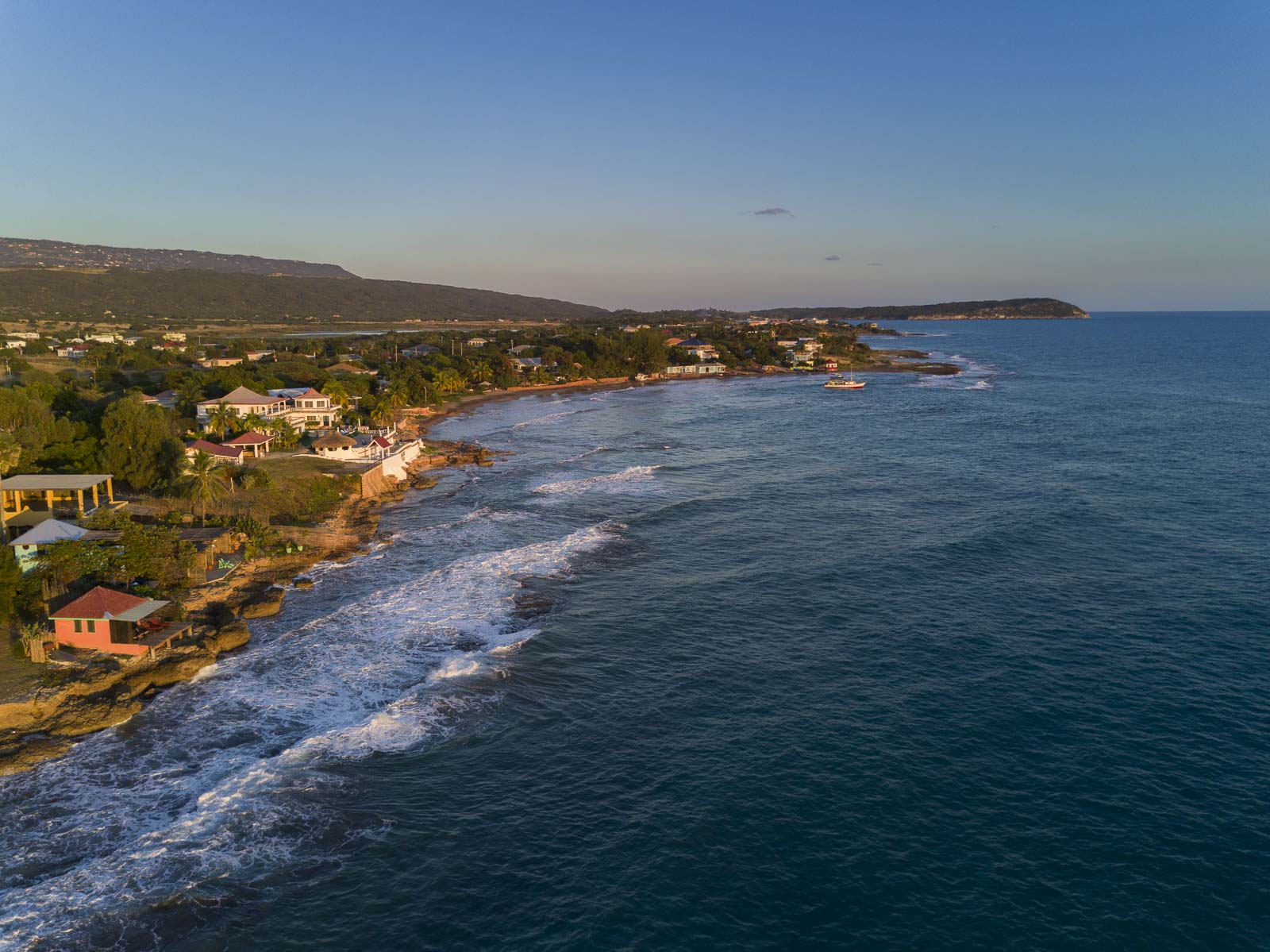 Best Beaches in Jamaica Treasure Beach 