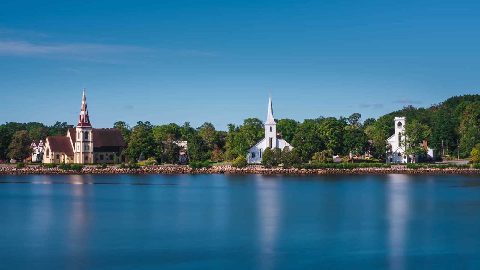 nova scotia photogrphs mahone bay