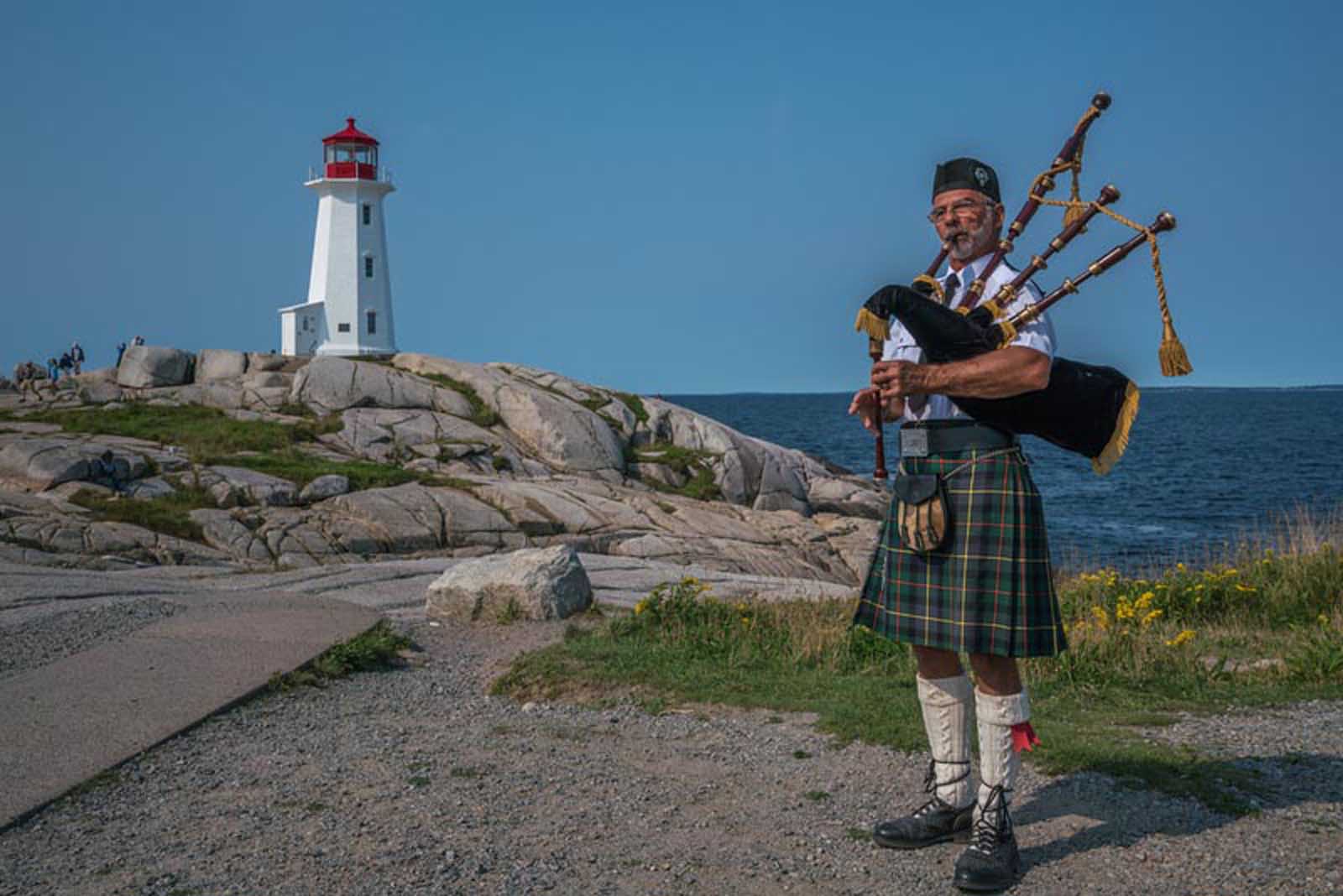 photographs of nova scotia piper