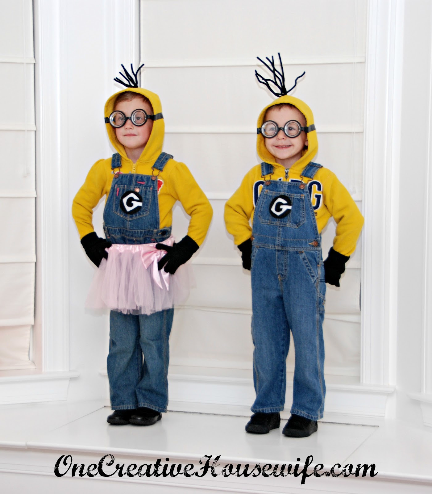 Minion Costume DIY Adults
 e Creative Housewife Despicable Me Minion Costumes