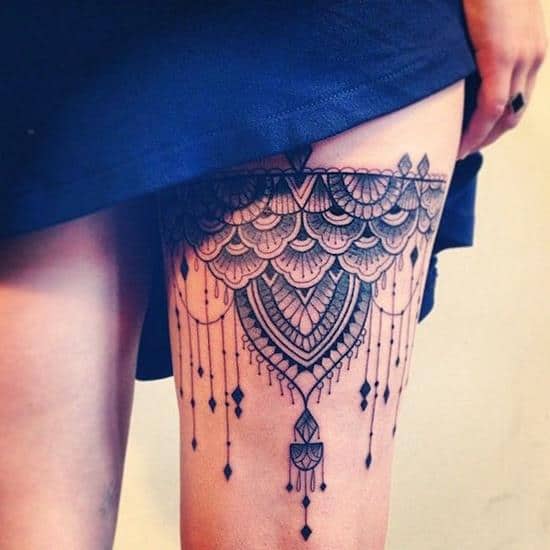 sexiest-thigh-tattoos-17