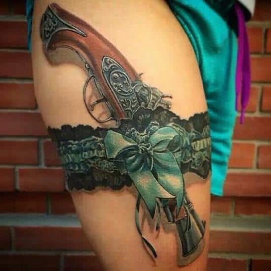 sexiest-thigh-tattoos-26