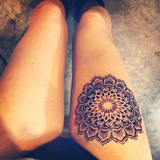 sexiest-thigh-tattoos-40