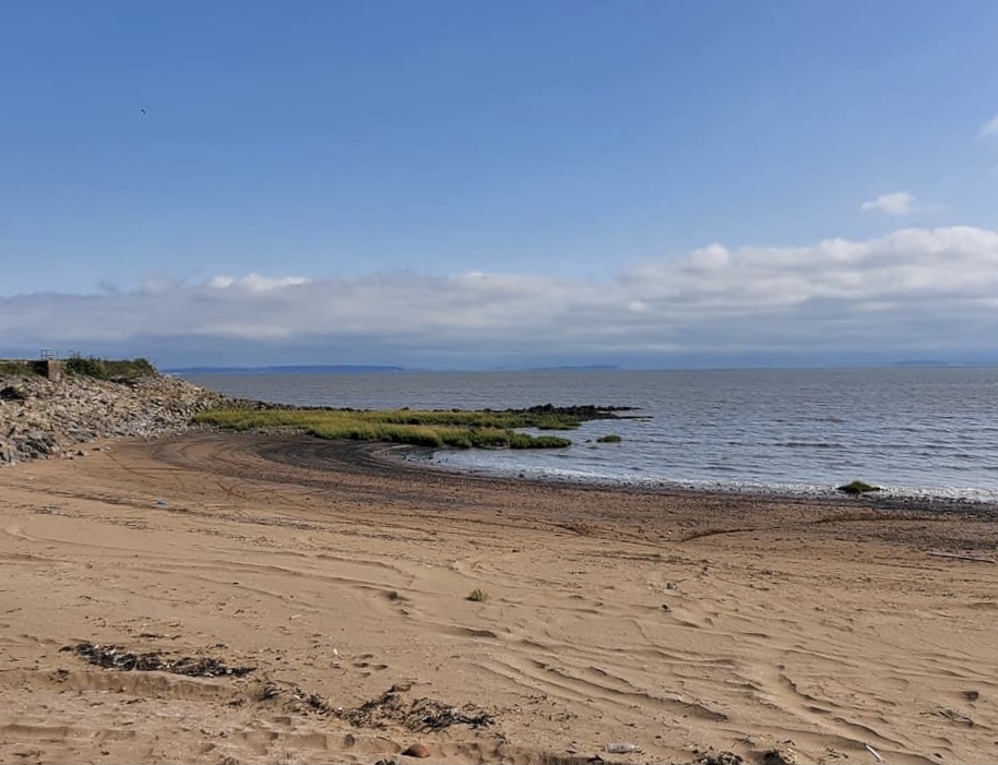 The Wandering Quinn Travel Blog beaches in Cardiff, Splott Beach