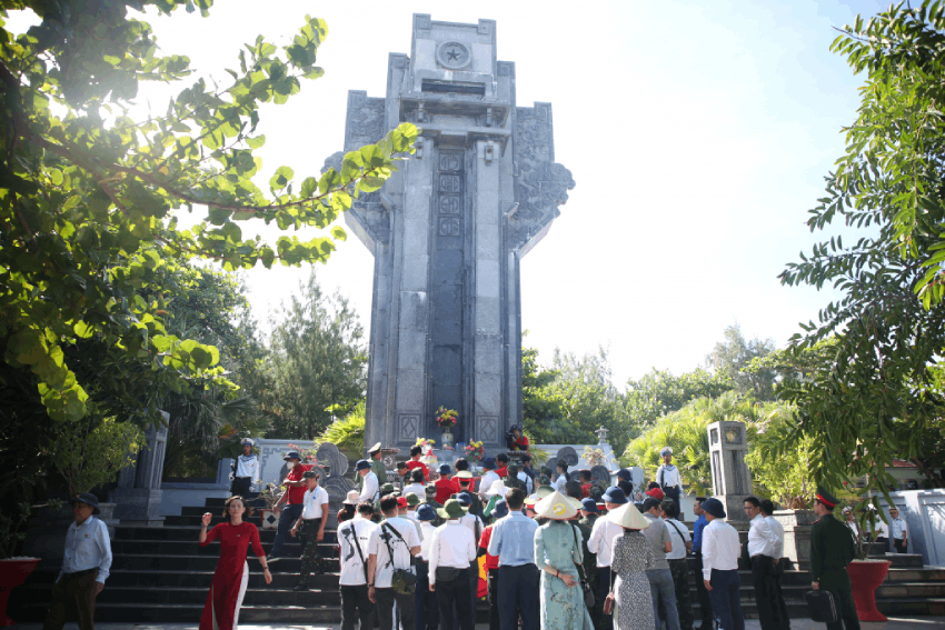 Tour Du Lịch Đảo Trường Sa 7 Ngày 6 đêm Bằng Tàu – Biển đảo Quê Hương ...