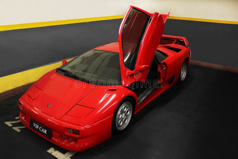 Kiev, Ukraine - May 22, 2021: Red Luxury Supercar Lamborghini Diablo Koenig  with Open Door. Exclusive Red Supercar in the Editorial Photography - Image  of lamborghini, automobile: 219706067