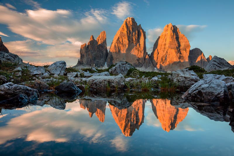 Tre Cime Di Lavaredo with Reflection in Lake at Sundown, Dolomites Alps ...