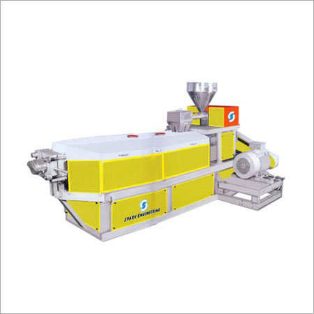 CO-ROTATING TWIN SCREW EXTRUDER