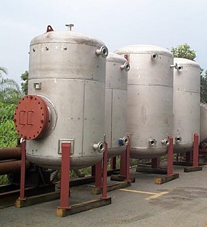 Vertical Pressure Vessel By Ambica Boiler