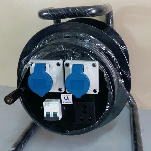 Heavy Duty Cable Reel Voltage: 32 Ampere (Amp)