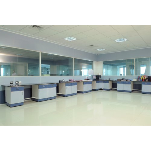 Laboratory Benches Height: 750-850 Millimeter (mm)