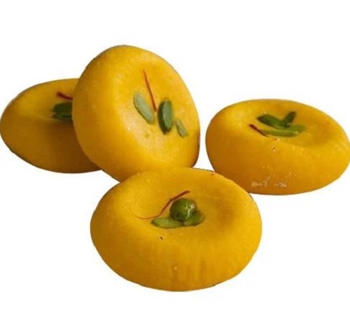 Sweet Taste Round Shape Hand Made Kesar Peda