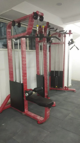 Lat Pulldown Machine