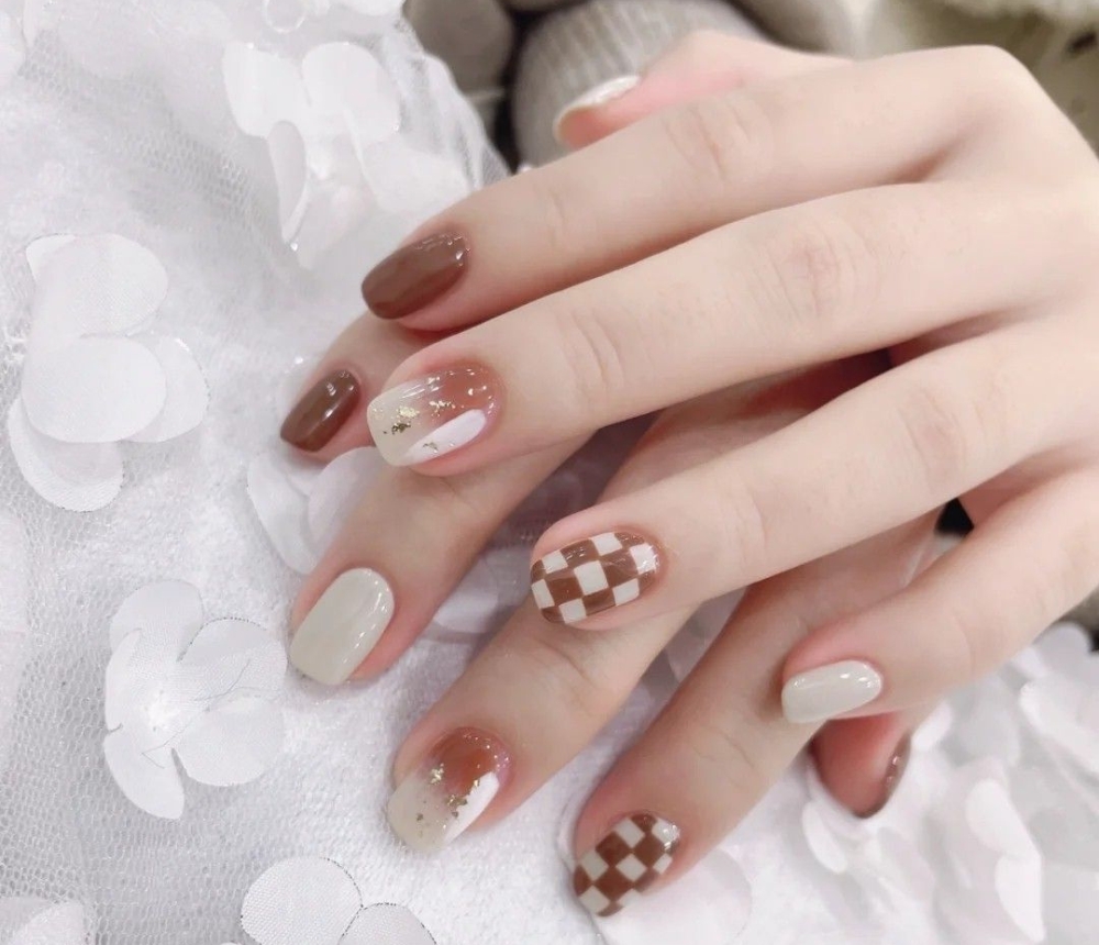 Một bộ nail tối giản 