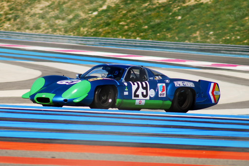 Alpine A220