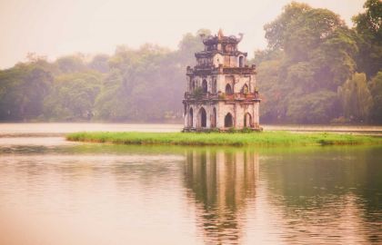 hanoi hoan kiem lake