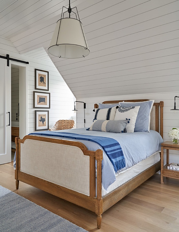 Farmhouse bedroom in blue and white