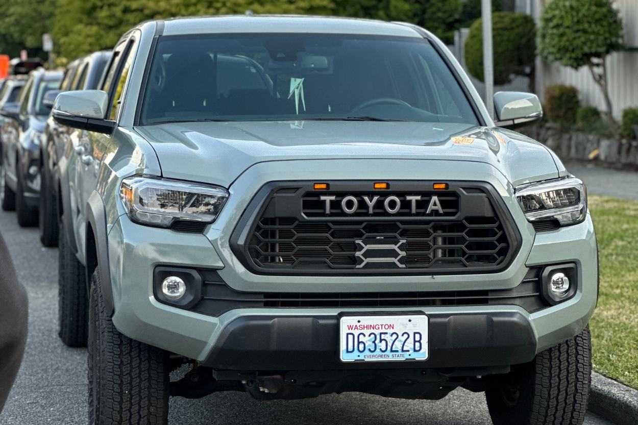 3rd Gen Tacoma with the YotaVerse V2 Tacoma Pro Grille