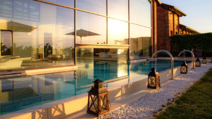 the outdoor spa pool at jw marriott venice resort.