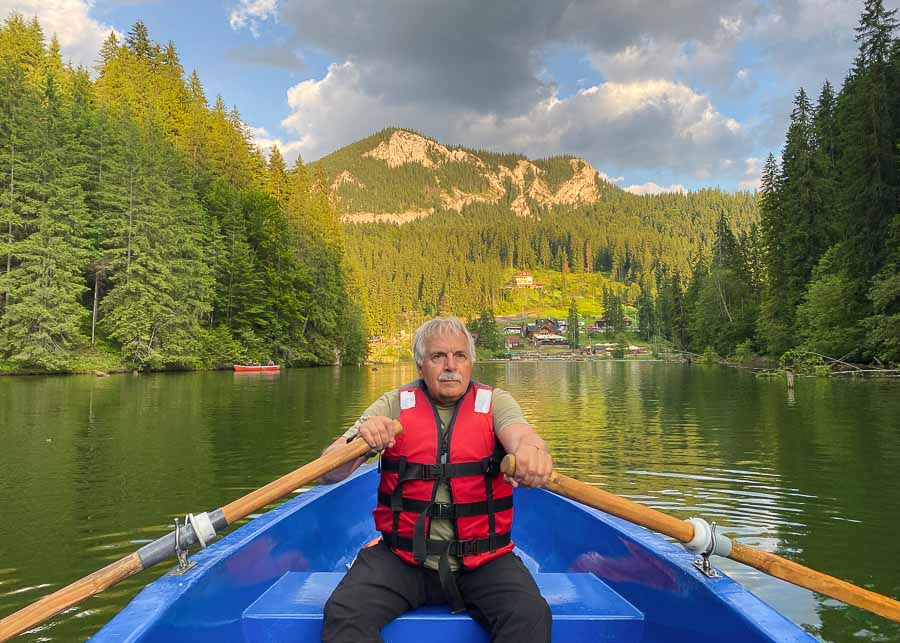 Rowing on Lacul Rosu