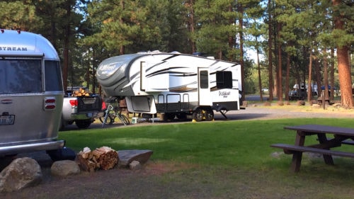 RV parked at Creekside Campground in Sisters