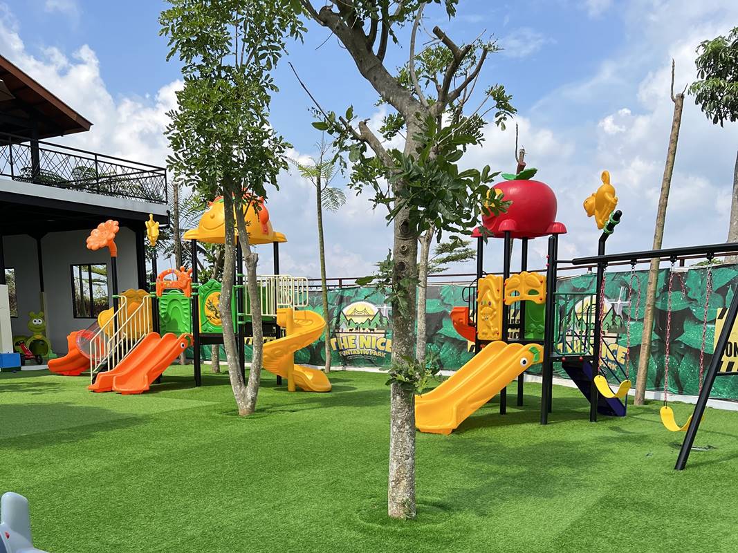 Arena Playground Outdoor