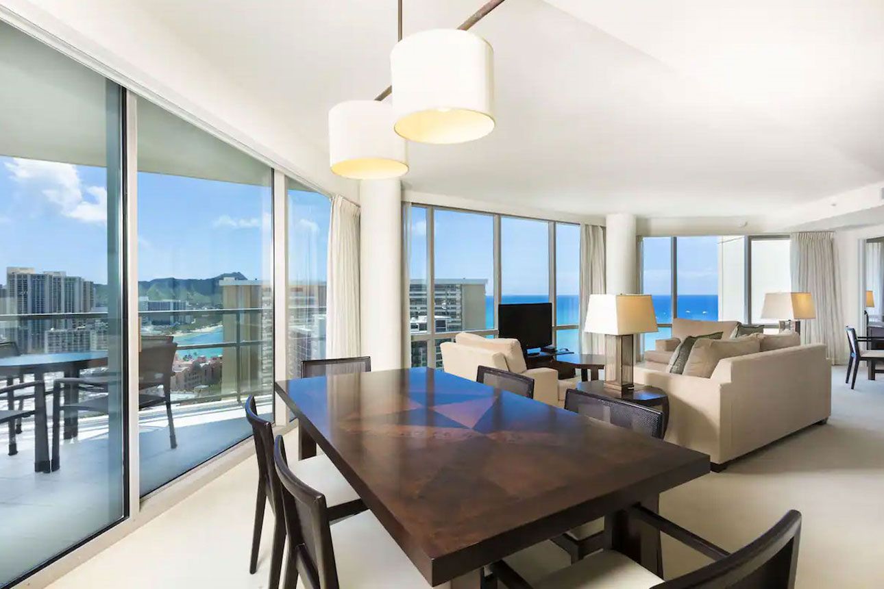 Deluxe Suite, 2 Bedrooms, Kitchen, Ocean View-dining room..