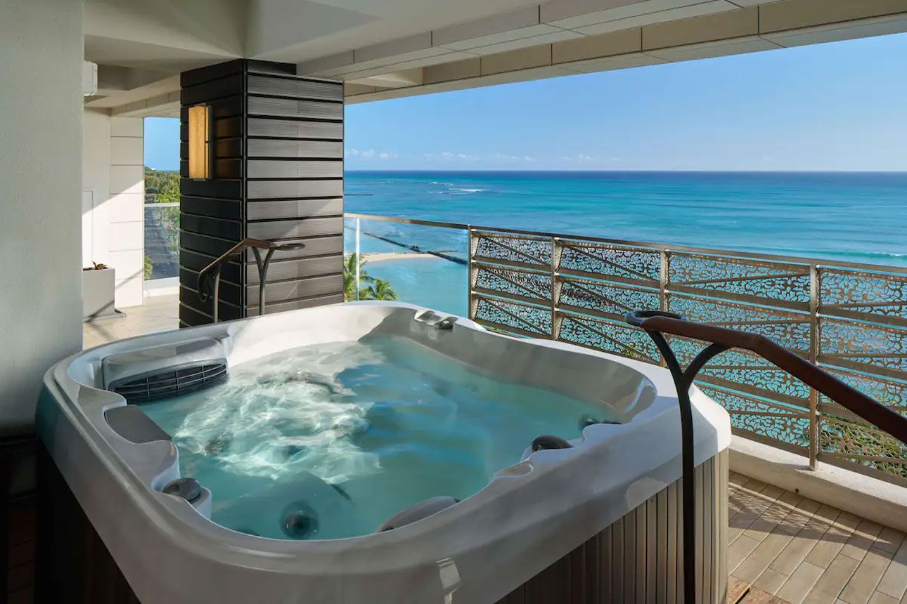 Penthouse Diamond Suite-jacuzzi..