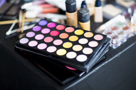 Makeup Kit image - Free stock photo - Public Domain photo - CC0 Images