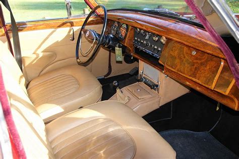 8 best Jaguar - Mark 2 - Interior Trim Upholstery images on Pinterest ...