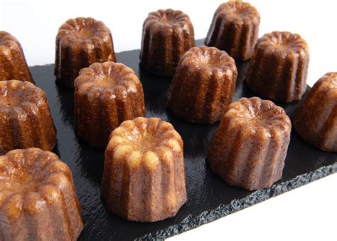 Caneles – tidbit catering