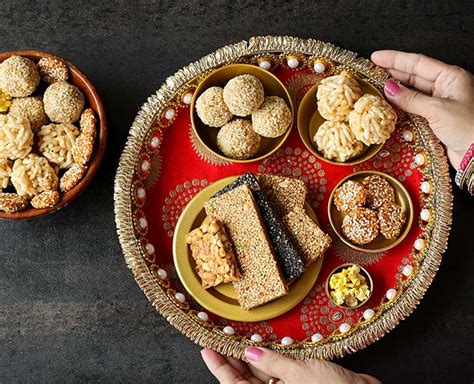 4 Traditional Foods You Need To Include In Your Thaali For Lohri ...