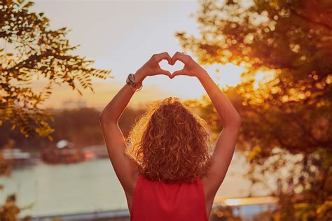 10 Ways to Love Your Heart | Summit Health