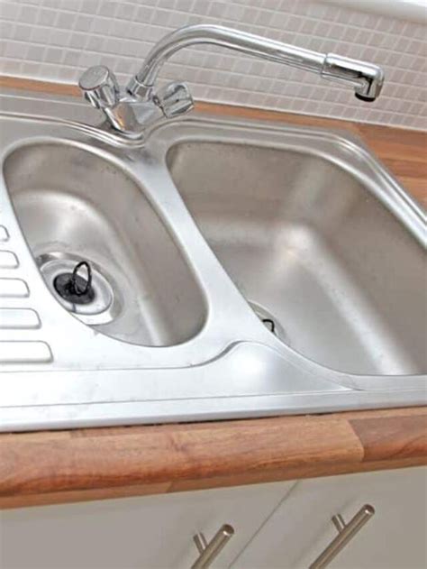 How To Keep A Stainless Steel Sink Clean - Homeperch 2024