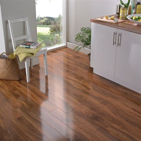 Everything You Need To Know About Hardwood Laminate Flooring - Flooring ...