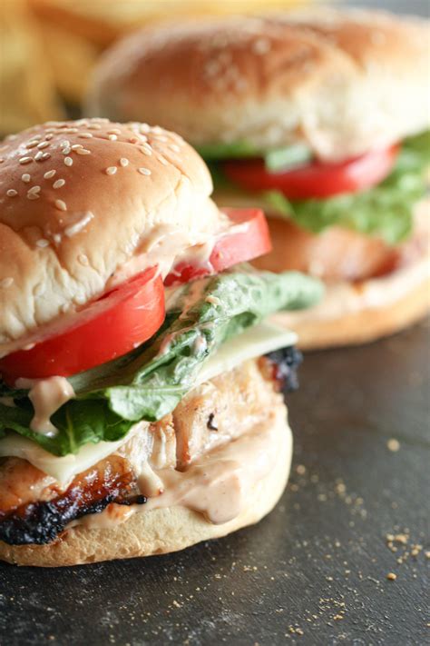 21 Delicious Grilled Chicken Sandwich Recipes For Holidays!