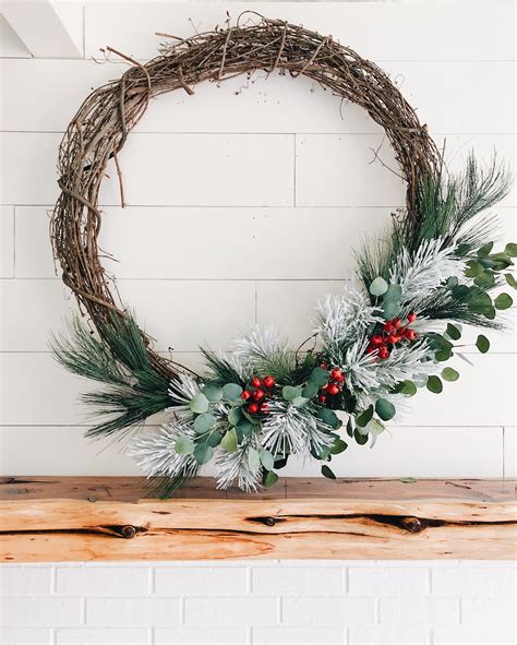 Simple and Quick Farmhouse Christmas Wreath DIY Tutorial - Cotton Stem