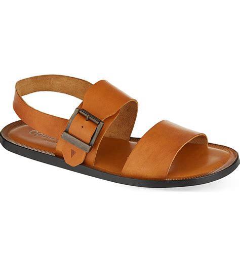 Men’s Sandals: Spring-Ready Styles – Footwear News