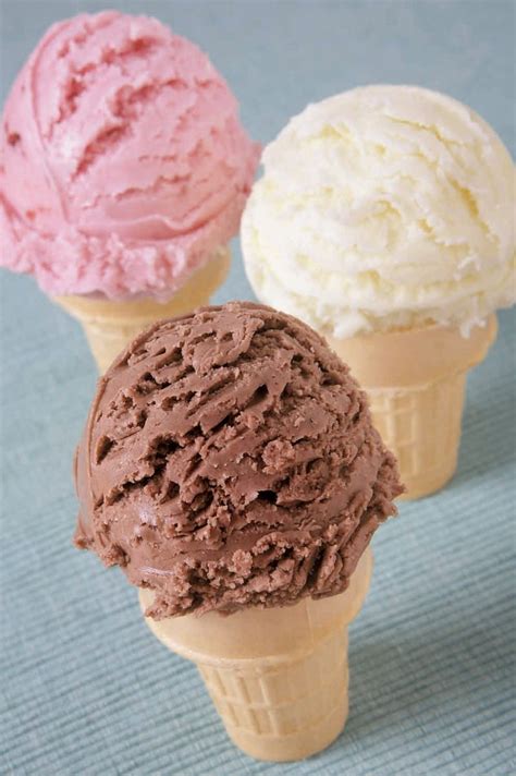 Assorted Ice Cream Cones - Prepared Food Photos, Inc.