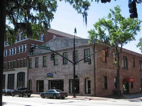 Staybridge Suites Savannah Historic District - Compare Deals