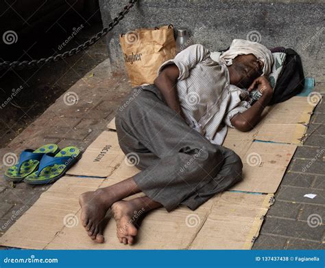 Mumbai, India, 20 November 2018 / Homeless Man Sleeping in the Street ...