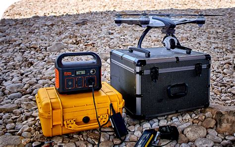 Small Solar Generators vs. Gas Generators: A Comparison - webzinex.com