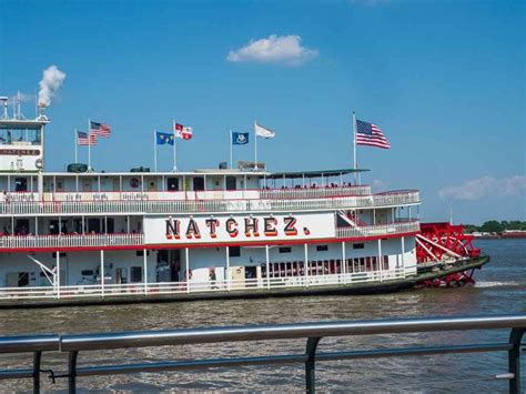 Best Riverboat Cruises on The Mississippi [New Orleans]