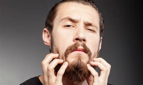 Itchy Beard? 5 Tips to Stop Beard Itch Today - The Rugged Bros