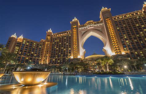 Atlantis The Palm Hotel Dubai review - Turning left for less