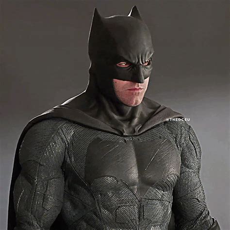 Introducir 88+ imagen batman jl suit - Abzlocal.mx