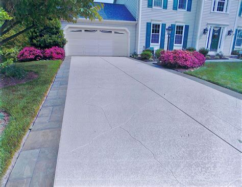 5 Tips on How to Pick a Driveway Color