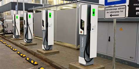 Another 'ultra-fast' electric vehicle charging network is coming to ...